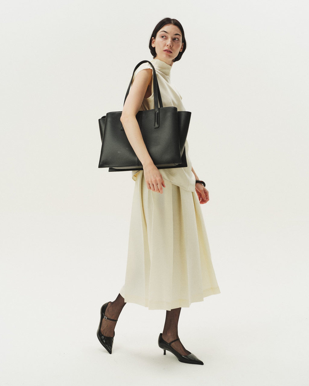 The Essential Tote - Taupe